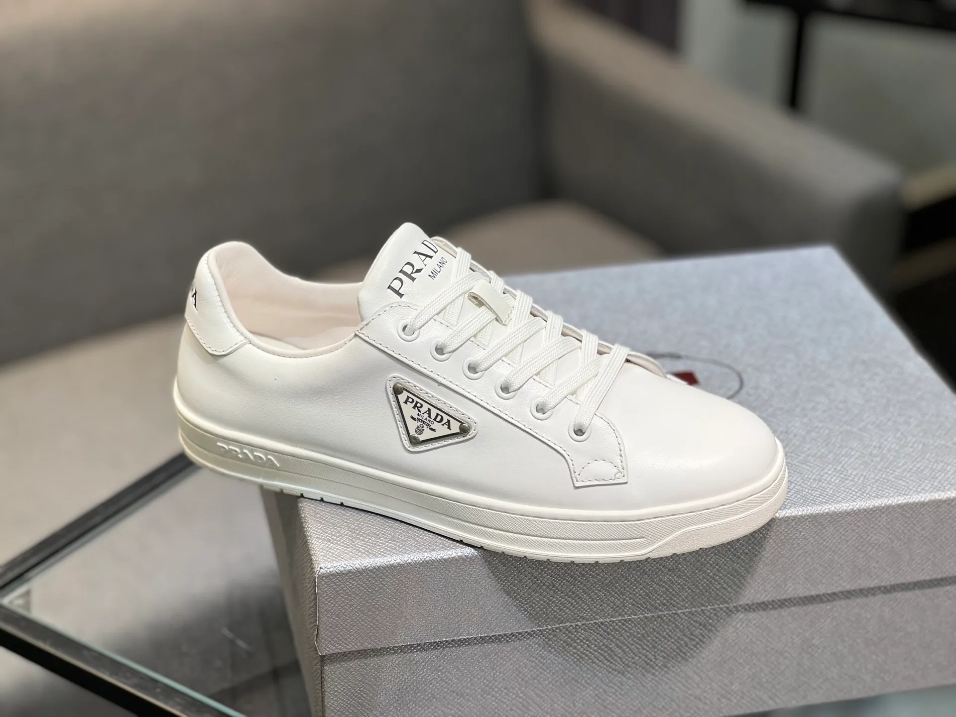 Men's shoes 💰540 [PRADA] Men's shoes are popular in the counter, official website synchronization, 1 high-quality shipment ✔️ Original frosted cowhide + cowhide lining, 1🆚1 replica, original sole, 38-45 (45 customized, non-refundable)